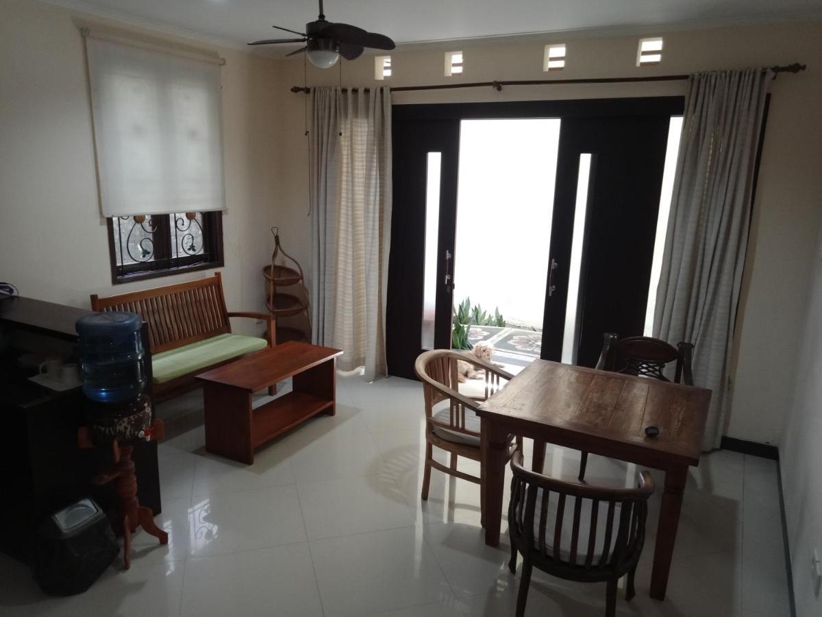 Rika Sanur Homestay Exterior photo